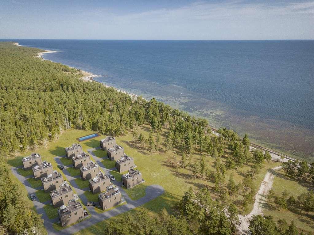Vaestoes Strand By First Hotels Lärbro 외부 사진